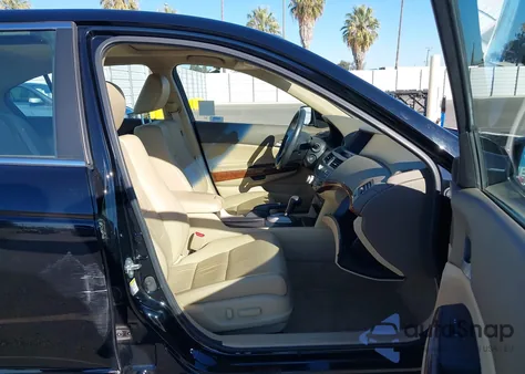 2010 Honda Accord 3.5 Ex-L from USA, damaged, VIN 1HGCP3F83AA000756